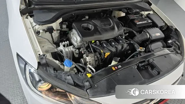 Hyundai Avante AD id 3602312 из Кореи 16