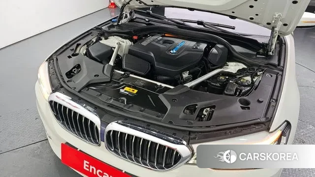 BMW 5 Series (G30) id 3656216 из Кореи 16