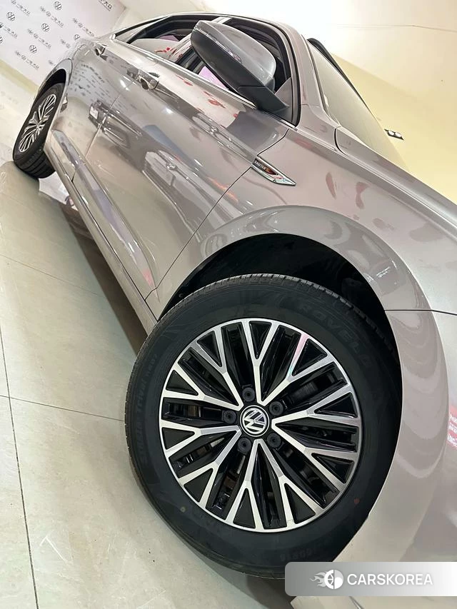 Volkswagen Sagitar id 4253347 из Китая 30