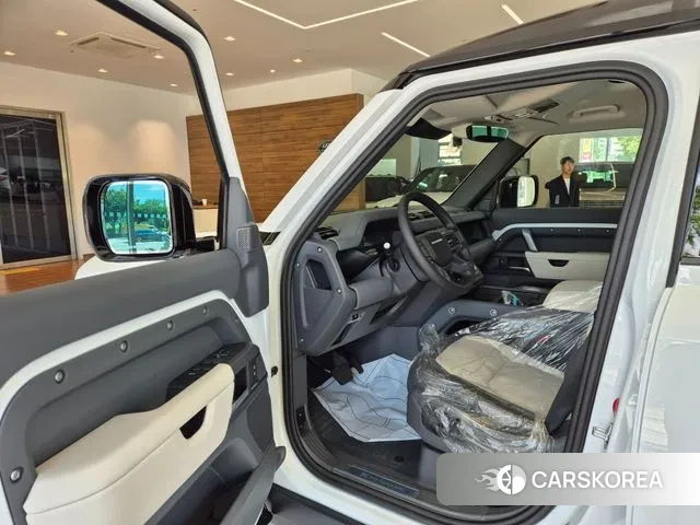 Land Rover Defender (L663) id 3026555 из Кореи 16