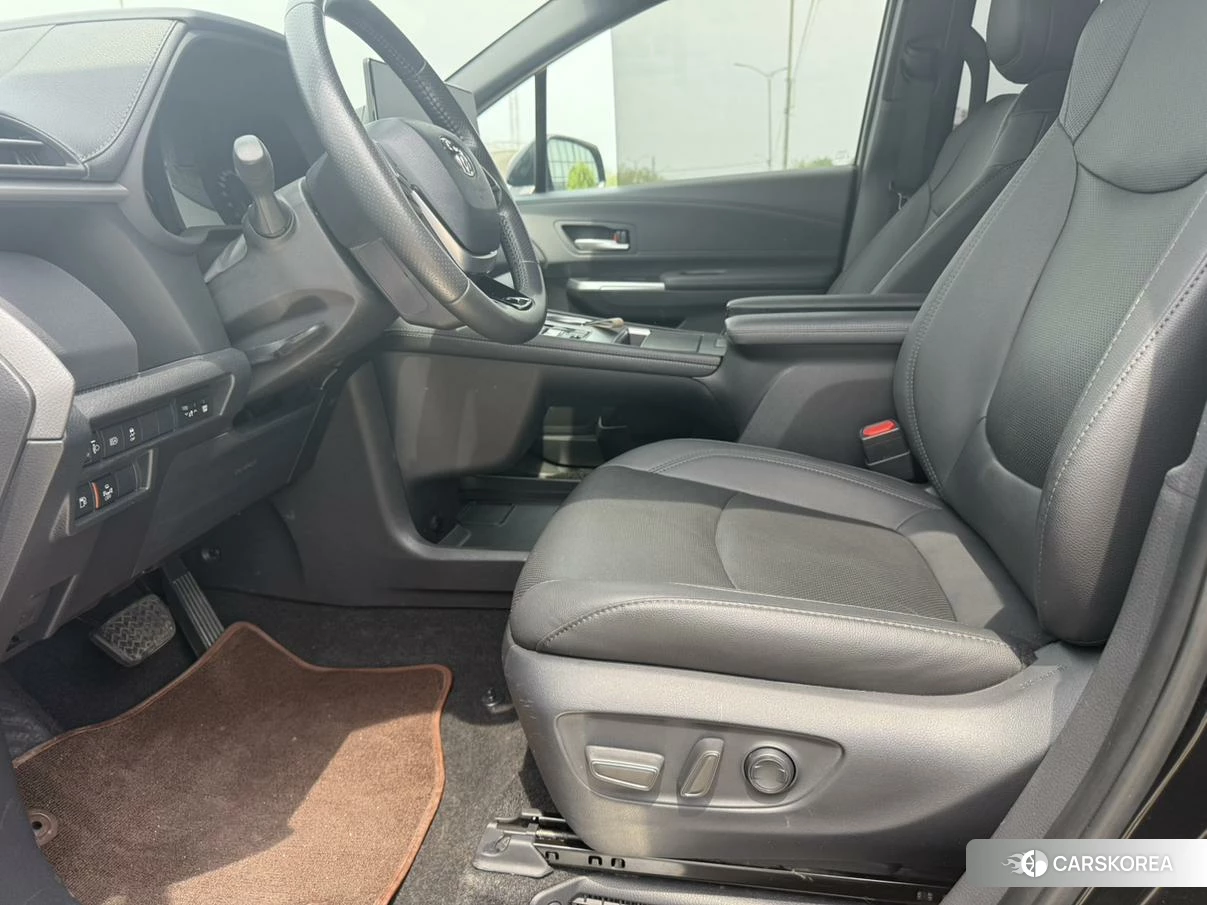 Toyota Saina 2021 Черный из Китая, фото 6