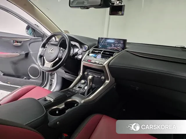 Lexus NX300h id 3677498 из Кореи 16