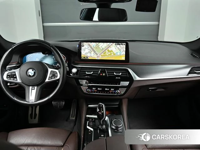 BMW 5 Series (G30) id 3864735 из Кореи 16