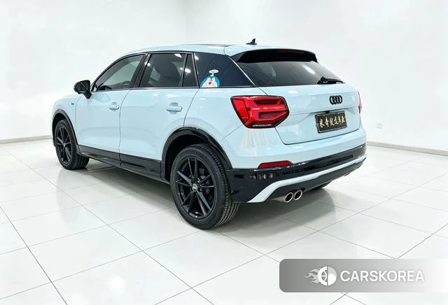 Audi Q2L id 4272850 из Китая 16