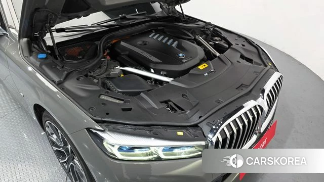 BMW 7 Series (G11) id 3904981 из Кореи 16