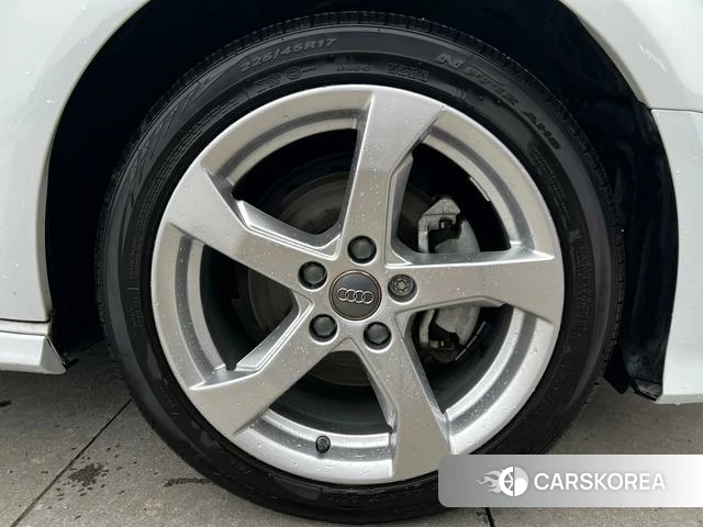 Audi A3 id 3882312 из Китая 17