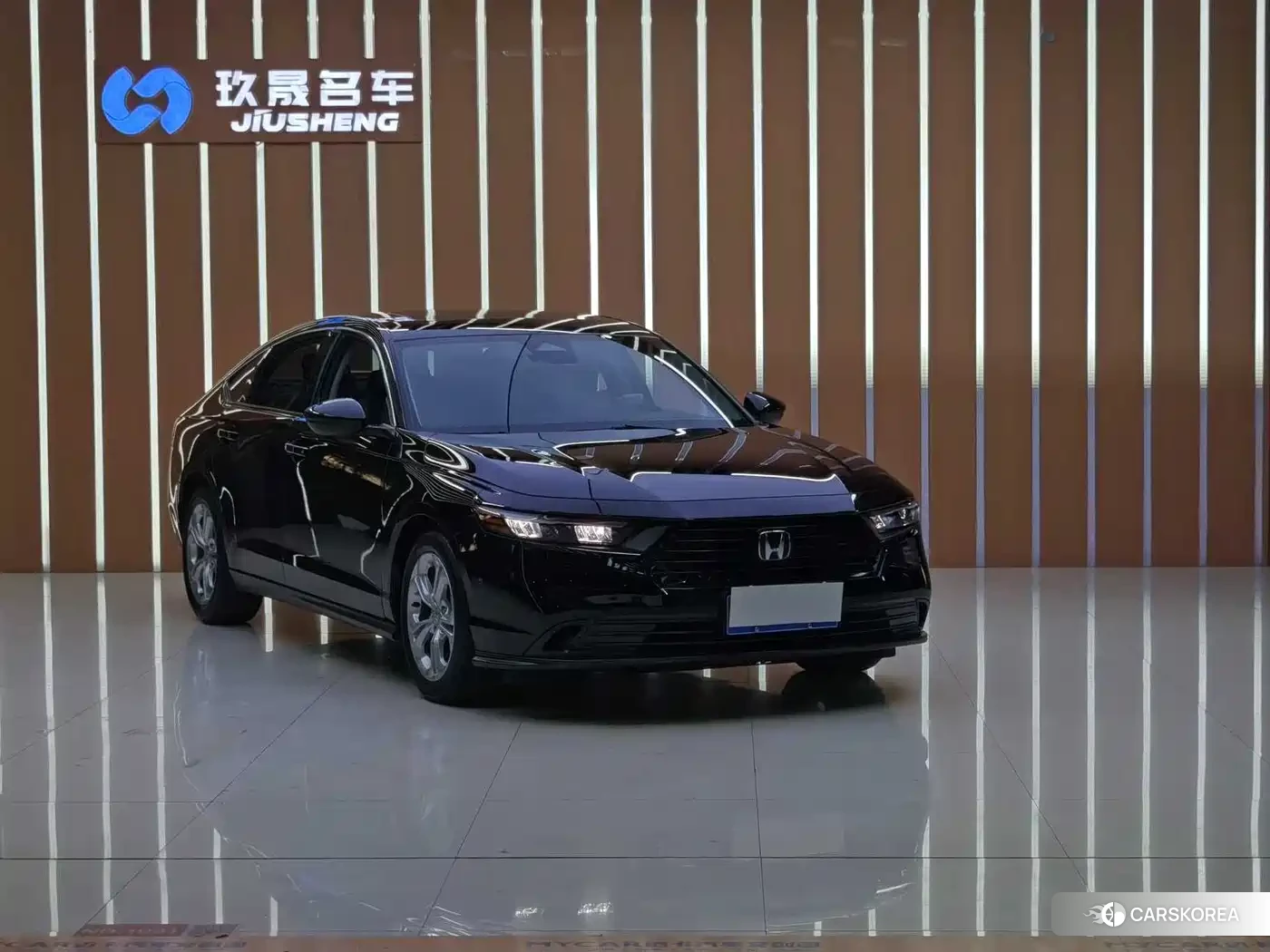 Honda Accord id 4545942 из Китая 11