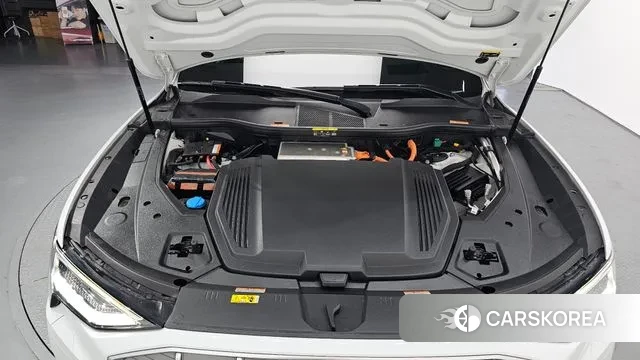 Audi e-Tron id 3726355 из Кореи 16