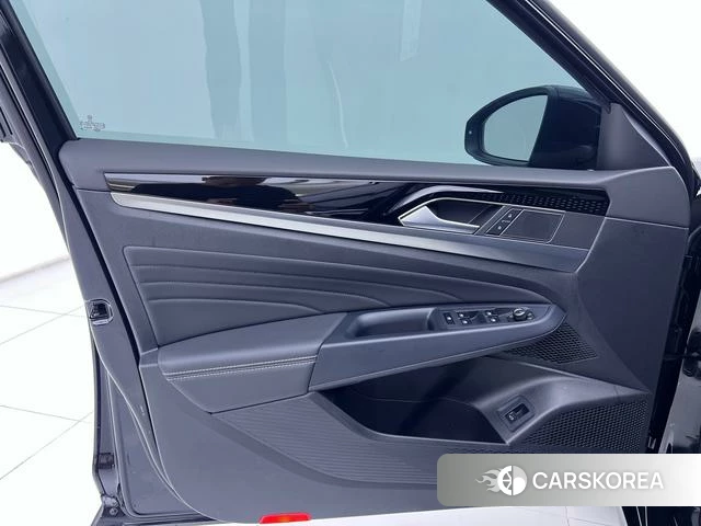 Volkswagen Passat id 4300760 из Китая 20