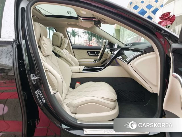 Mercedes-Benz Maybach S-class id 4300811 из Китая 26
