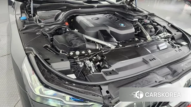 BMW 5 Series (G60) id 2905060 из Кореи 16