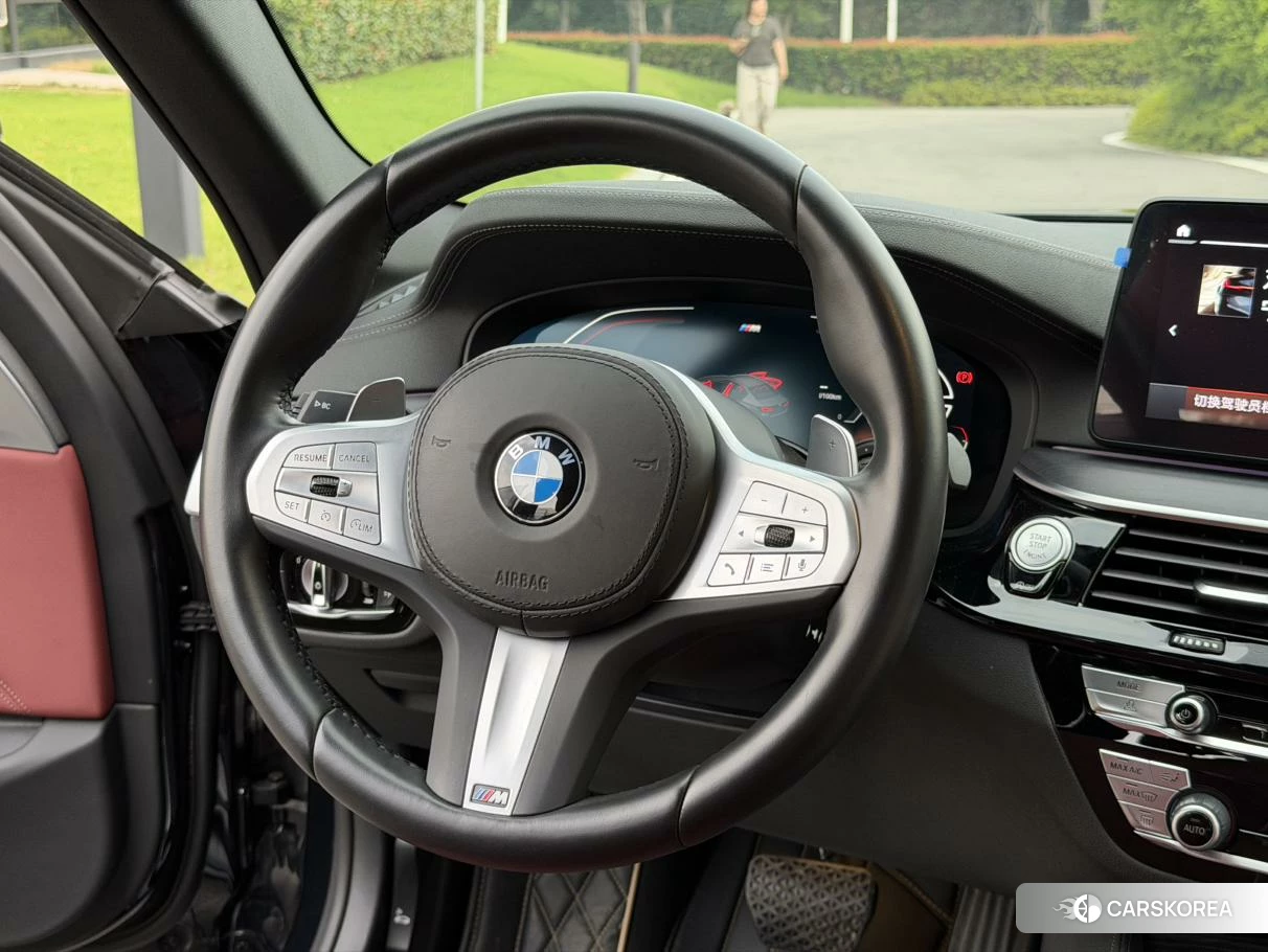 BMW 5 series 2023 Черный из Китая, фото 6