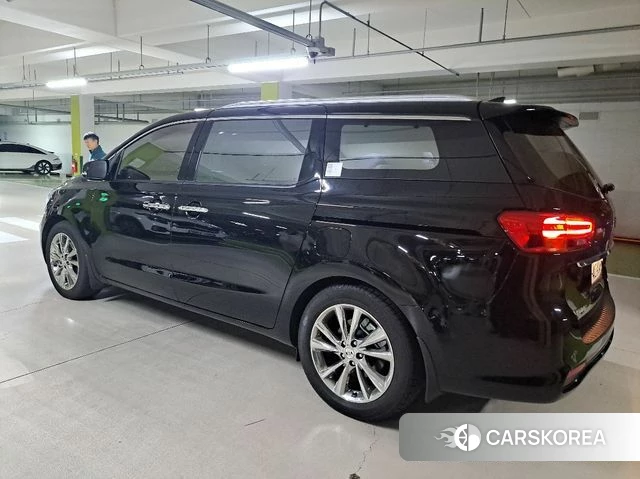 Kia The New Carnival id 4403189 из Кореи 16