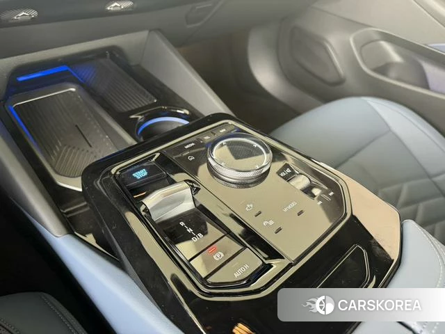 BMW i5 id 4320972 из Китая 9