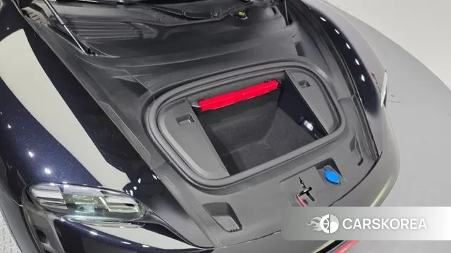 Porsche Taycan id 3576266 из Кореи 16