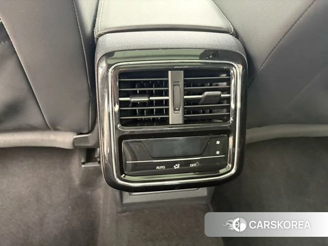 Volkswagen Passat id 4314182 из Китая 13