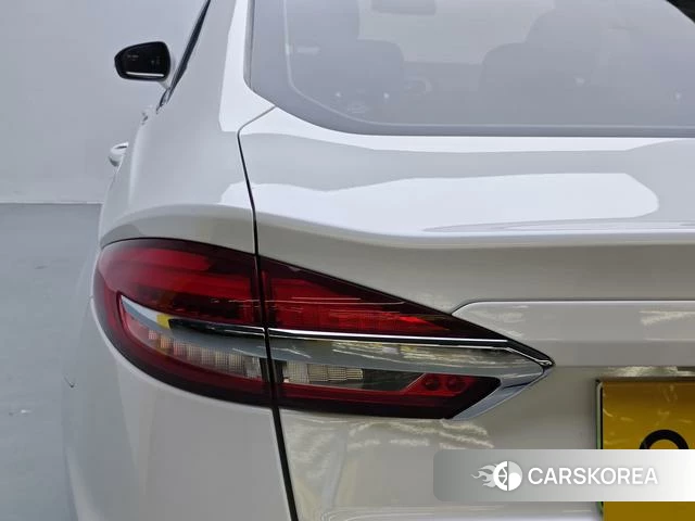 Ford Mondeo PHEV id 4213050 из Китая 16