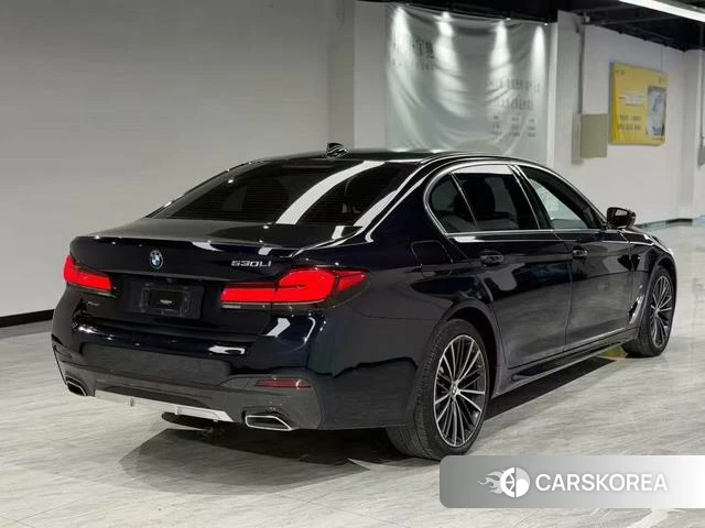 BMW 5 series 2022 Черный из Китая, фото 6