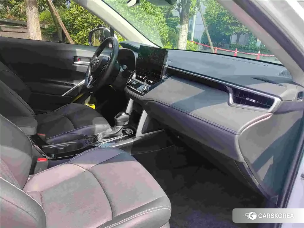 Toyota Frontlander 2023 Белый из Китая, фото 6