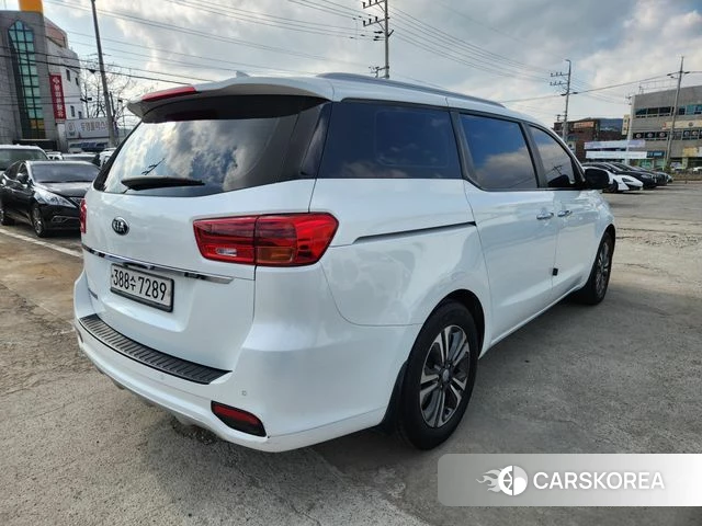 Kia The New Carnival id 3757085 из Кореи 16
