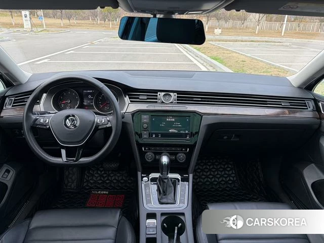 Volkswagen Magotan id 4209275 из Китая 12