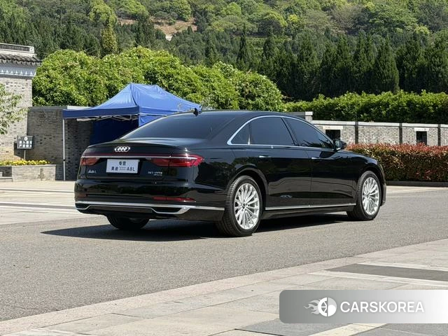 Audi A8 2022 Черный из Китая, фото 6