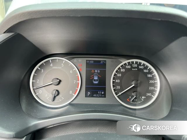 Nissan Xuan Yi 2021 Серебристо-серый из Китая, фото 6