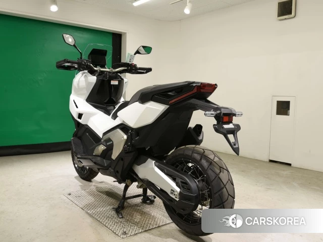 Проданный Honda X-ADV 750 id 4334510 из Японии, фото 6