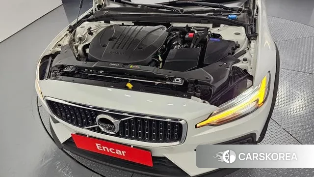Volvo V60 Cross-Country 2nd Generation id 3529225 из Кореи 16