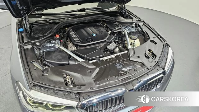 BMW 5 Series (G30) id 3795802 из Кореи 16