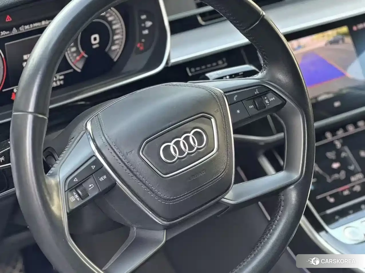 Audi A8 id 4607185 из Китая 12