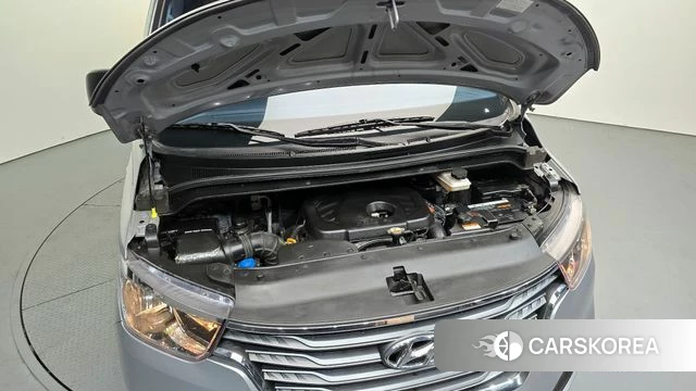 Hyundai The New Grand Starex id 3942324 из Кореи 16