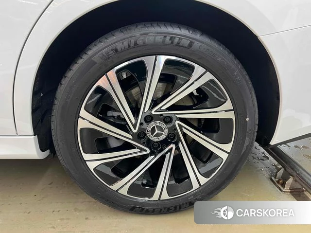 Mercedes-Benz E-Class W214 2026 Белый из Кореи, фото 6