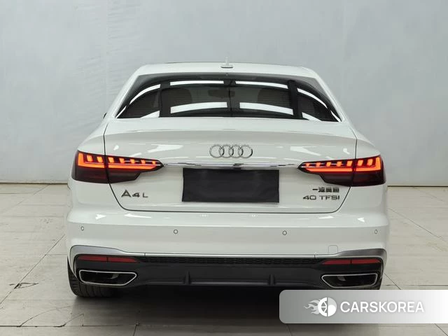 Audi A4L id 4391988 из Китая 12