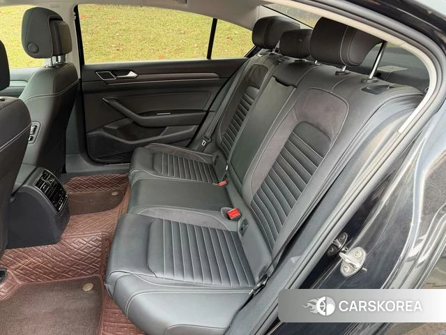 Volkswagen Magotan id 4260221 из Китая 9