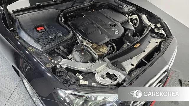 Mercedes-Benz E-Class W213 id 3697450 из Кореи 16