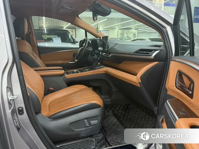 Toyota Saina id 4313942 из Китая 11