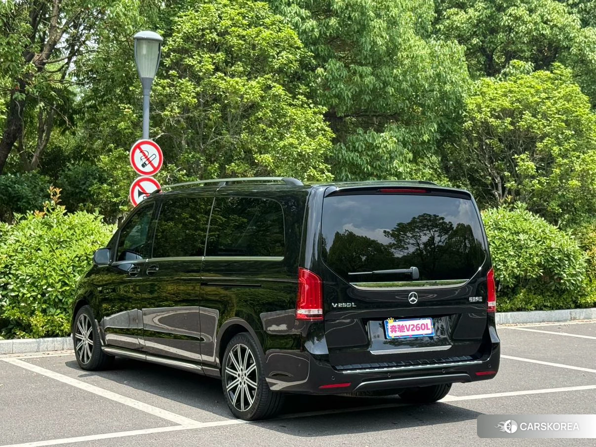 Mercedes-Benz V-class id 4473823 из Китая 14