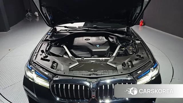 BMW 5 Series (G30) id 3437573 из Кореи 16