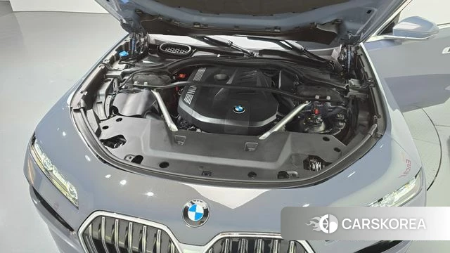 BMW 7 Series (G70) id 4863596 из Кореи 16