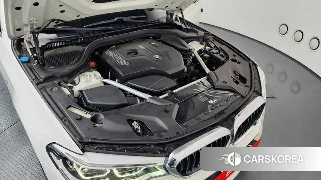 BMW 5 Series (G30) id 3807979 из Кореи 16