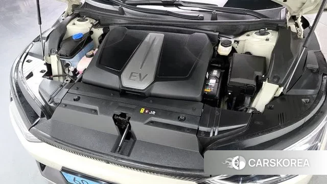 Kia EV6 id 3777107 из Кореи 16