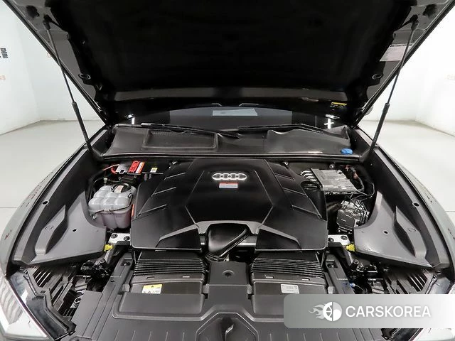 Audi Q8 (4M) id 3897265 из Кореи 16