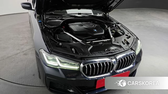 BMW 5 Series (G30) id 3826581 из Кореи 16