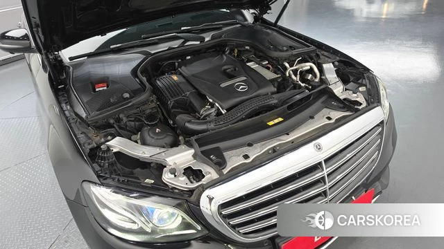 Mercedes-Benz E-Class W213 id 4317997 из Кореи 26
