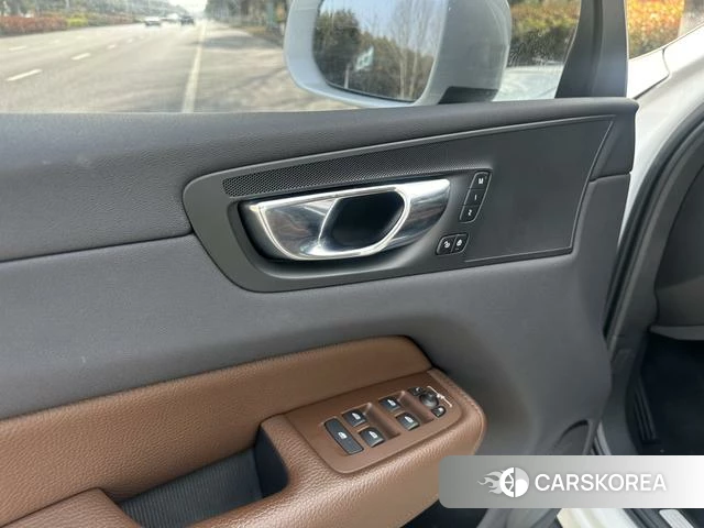 Volvo XC60 id 3927039 из Китая 17