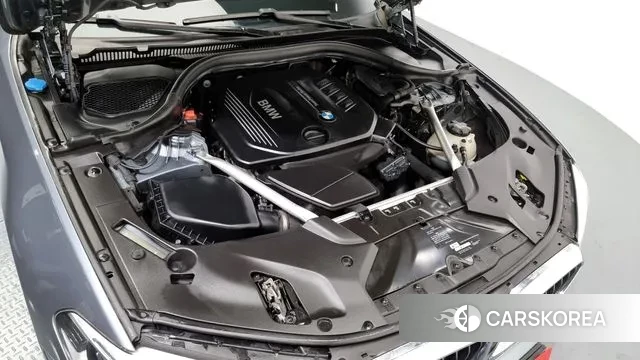 BMW 5 Series (G30) id 3494826 из Кореи 16