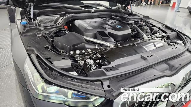 BMW 5 Series (G60) id 2852685 из Кореи 16