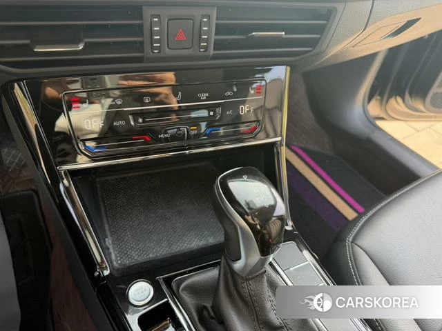 Volkswagen Passat id 4307346 из Китая 20