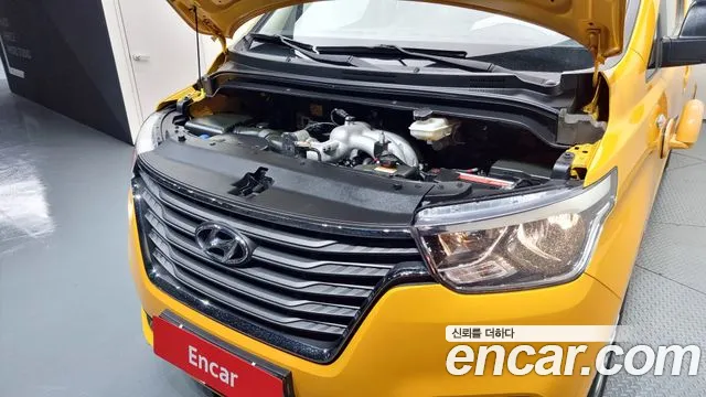 Hyundai The New Grand Starex id 2519439 из Кореи 16